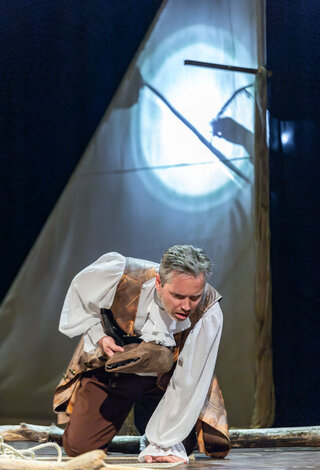 SPEKTAKLIS VISAI ŠEIMAI ,,Robinzono Kruzo dienoraštis“ 